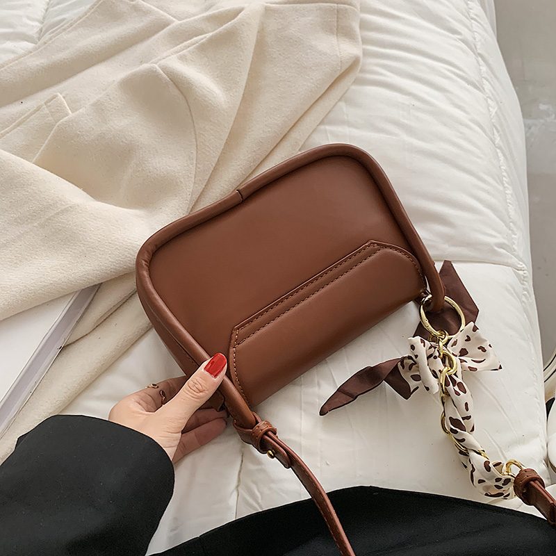 Pinino Small Crossbody-håndtaske I Læder Til Kvinder - Brun