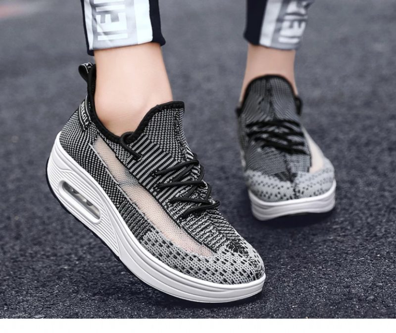 Regia Damesneakers Flade Med Platform - Sort