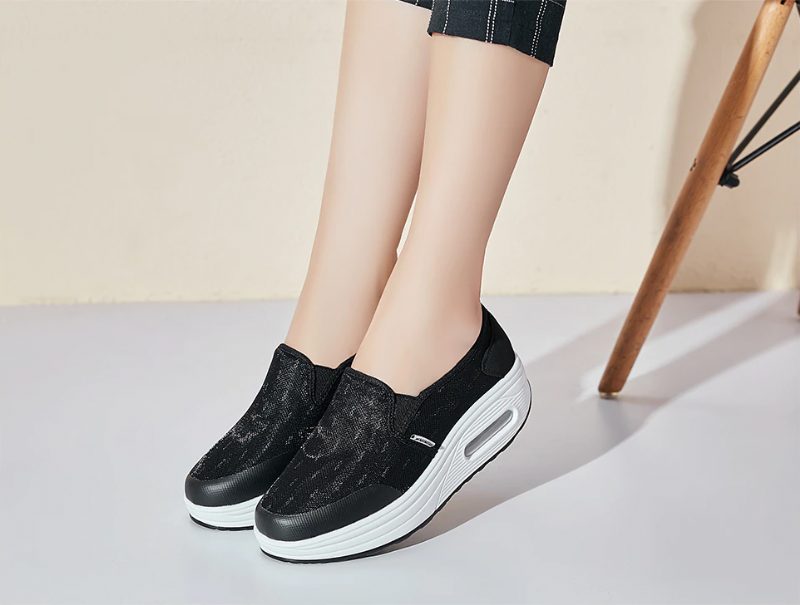 Rosaura Slip-on Walking Sorte Sko Til Kvinder - Sort