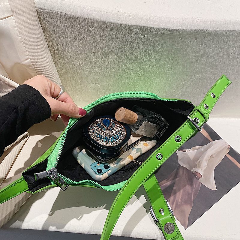 Santis Small Crossbody-håndtaske I Læder Til Kvinder - Grøn
