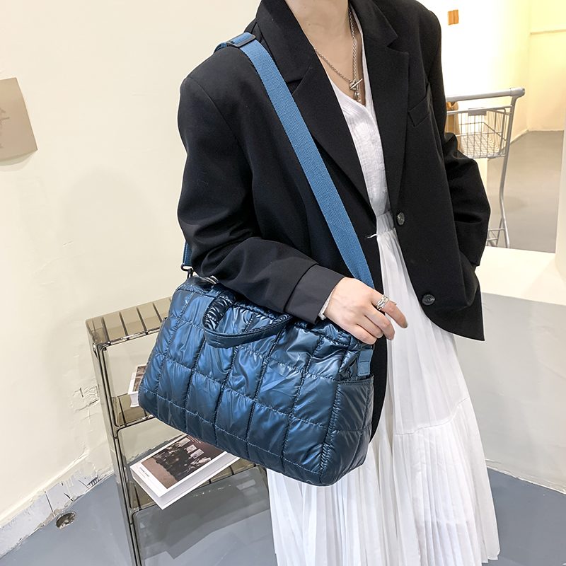 Torys Crossbody-håndtaske I Nylon Til Kvinder - Sort
