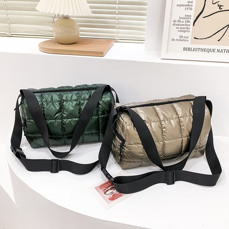 Torys Crossbody-håndtaske I Nylon Til Kvinder - Sort