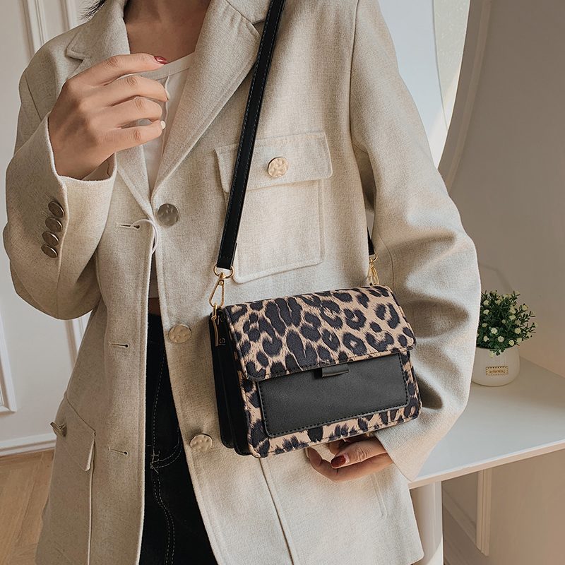 Urrieta Læderflap Crossbody Håndtaske Til Kvinder - Brun