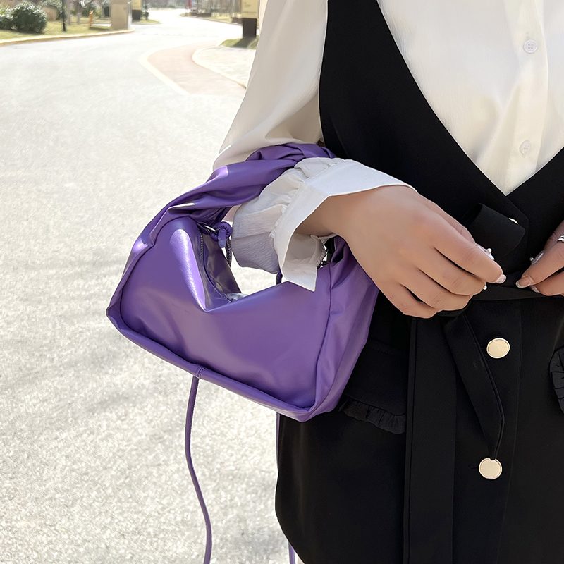 Valdes Small Crossbody-håndtaske I Læder Til Kvinder - Lilla