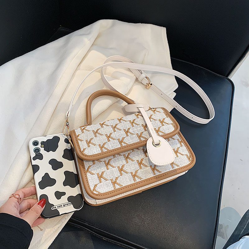 Vernon Crossbody-håndtaske Med Kort Håndtag Til Kvinder - Hvid med Khaki
