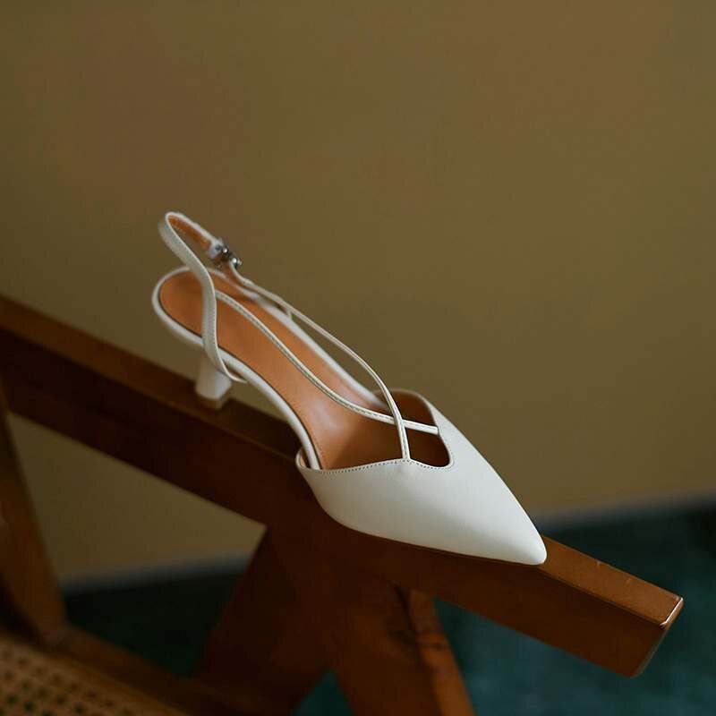 Vika Lædersandal Med Spids Tå Til Kvinder - Beige