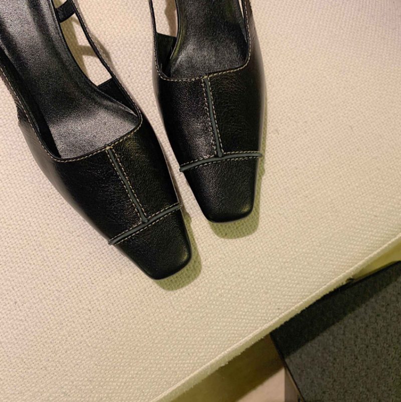 Ziyi Kvinders Højkvalitets Firkantetå Sort Sandal I Ægte Læder - Sort